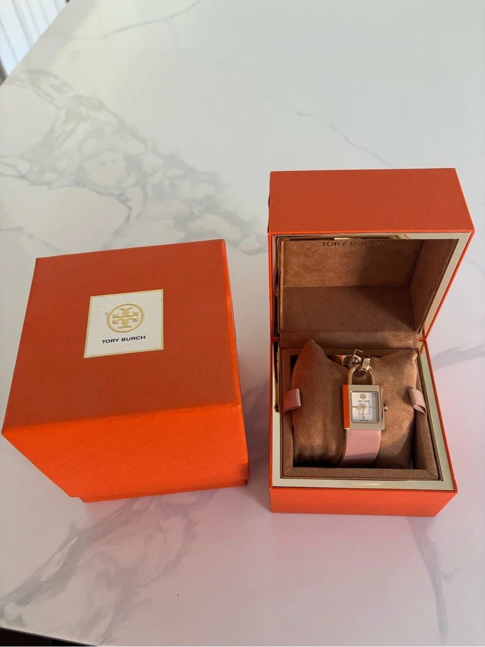 Tory Burch chic tory